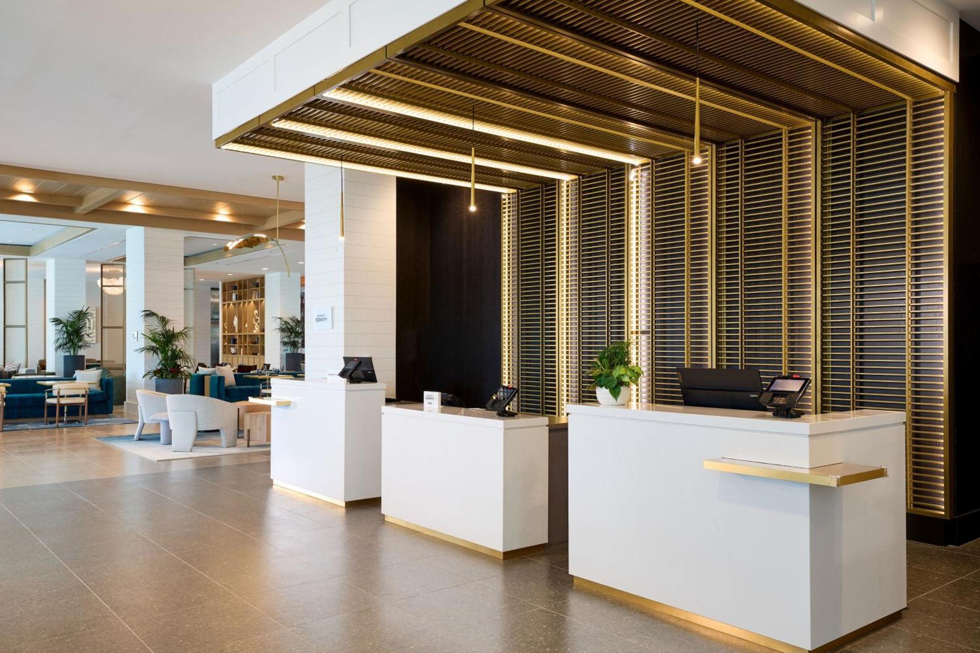 Hotel Marriott & 4*